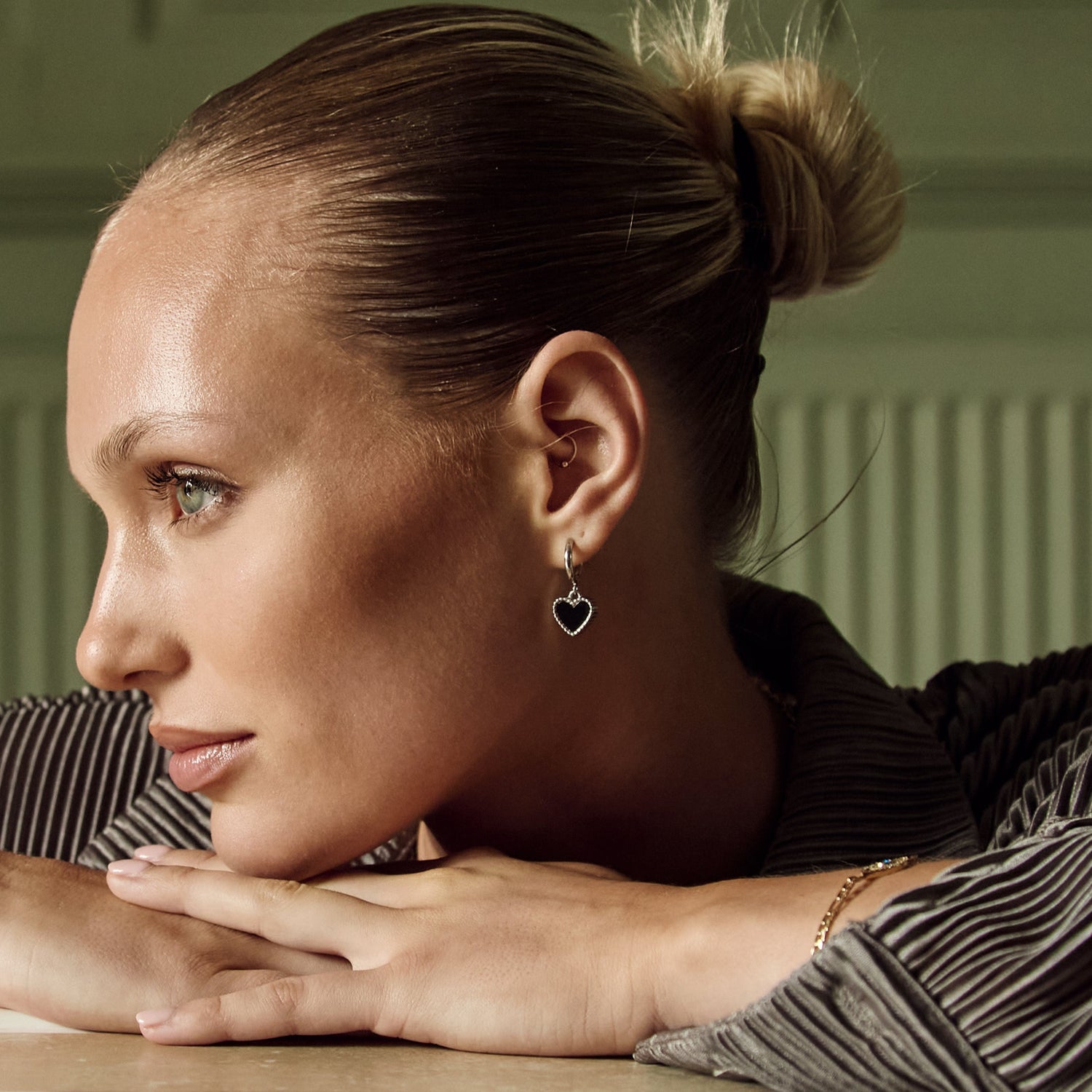 Heart Motif Earrings