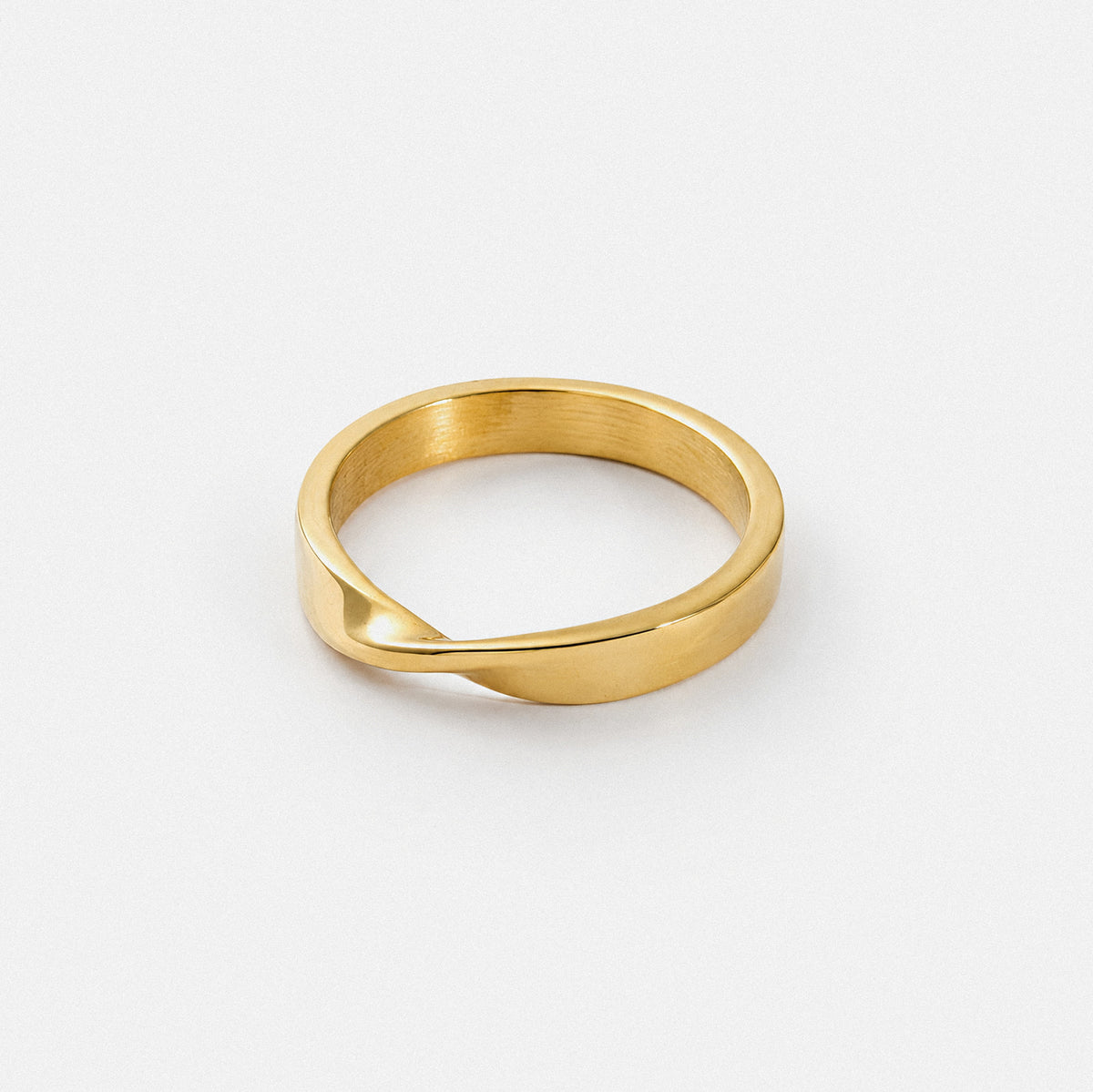 Eliora Band Ring