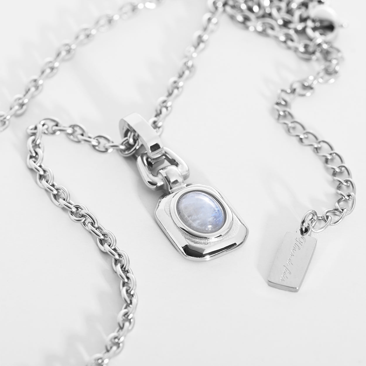 Intuition moonstone